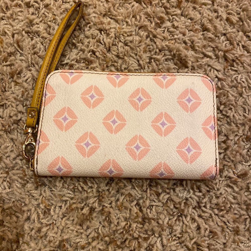 Fossil wristlet wallet super cute!
